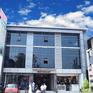 Hotel O Pearl View Residency ***